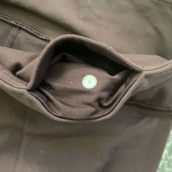 Lululemon Wunder Under Maroon Leggings - Picture 4 of 5